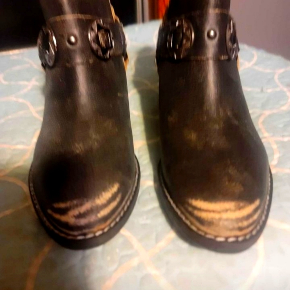 Chinese laundry leather ankle boots size 6.5